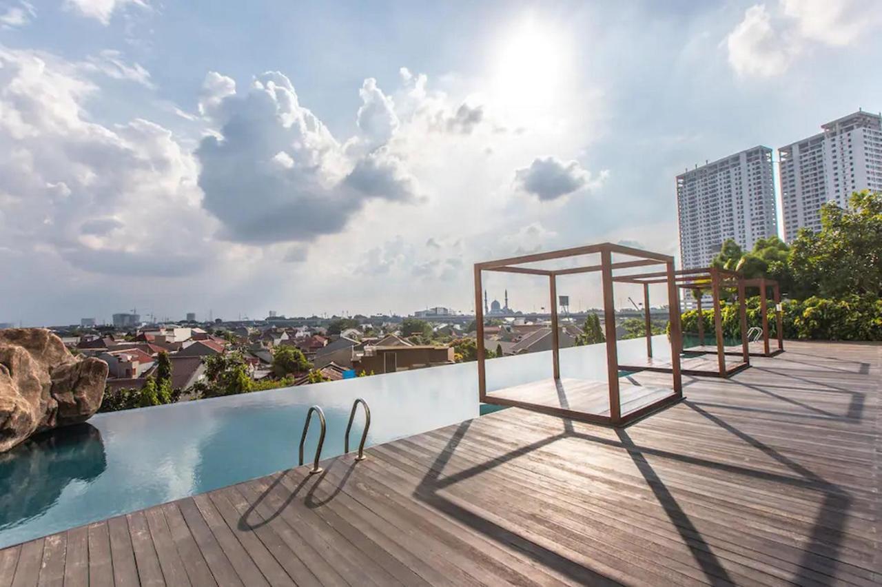 Redliving Apartemen Grand Kamala Lagoon - Pekayon Tower Barclay North Бекаси Экстерьер фото